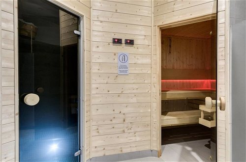 Photo 11 - Waterlane Swimming Pool Sauna Fitness Included in the Offer