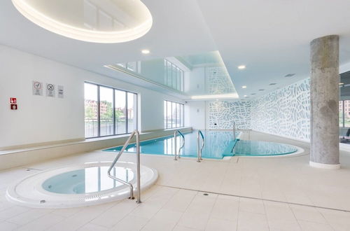 Photo 12 - Waterlane Swimming Pool Sauna Fitness Included in the Offer