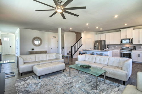 Photo 15 - Bishop's Landing Townhome w/ Pool & Beach Shuttle