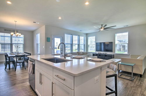 Photo 36 - Bishop's Landing Townhome w/ Pool & Beach Shuttle