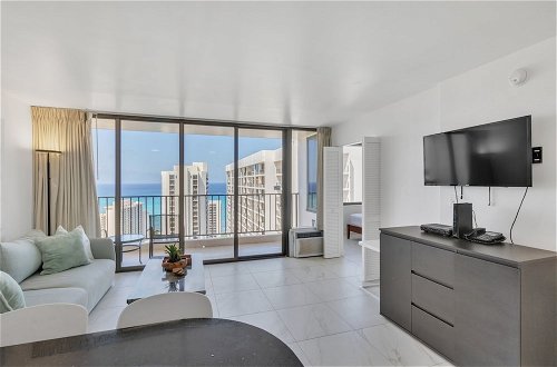 Foto 20 - Standard Ocean View Condo - 36th Floor, Free parking & Wifi by Koko Resort Vacation Rentals
