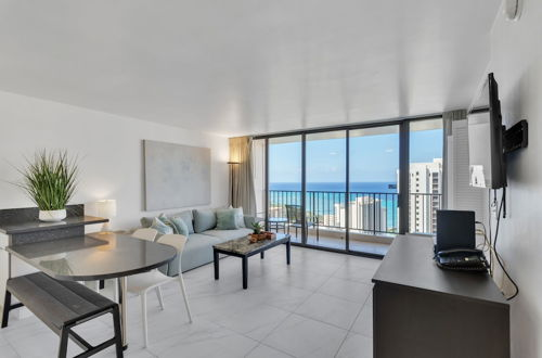 Foto 19 - Standard Ocean View Condo - 36th Floor, Free parking & Wifi by Koko Resort Vacation Rentals