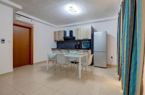 Photo 11 - 1 Bedroom Apartment Sliema Tigne Suites