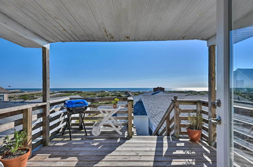 Photo 1 - Fernandina Cottage: Deck, Direct Beach Access