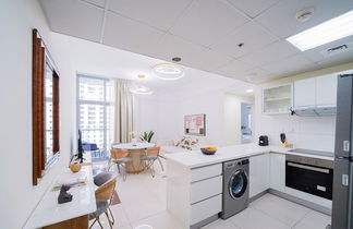 Photo 1 - KOHH - 2BR in Marina Wharf