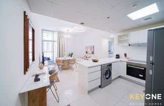 Photo 1 - KOHH - 2BR in Marina Wharf