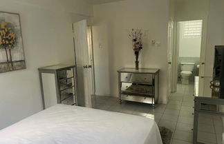 Photo 2 - Cozy Central 1-bed Apartment in Kingston