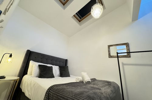 Foto 17 - The Heart of Kensington Mews - Private House-Centrally Located-Great Transport