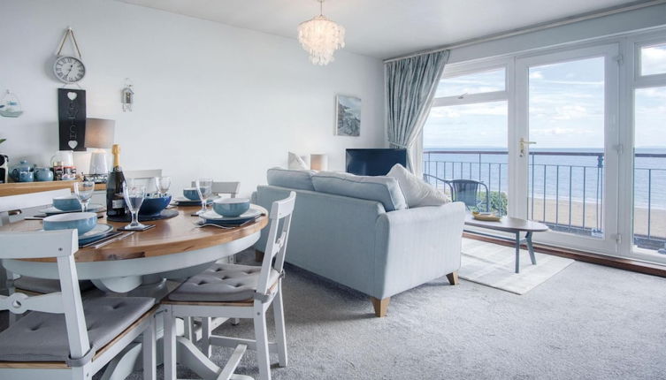 Photo 1 - 17 Beach Court - 2 Bed Apartment - Saundersfoot