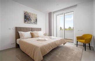 Foto 3 - Fresh New Premium Lagos Apartment by Ideal Homes