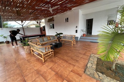 Photo 15 - Inviting 10 Bed Apartment in Sao Tome