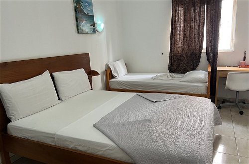 Foto 4 - Inviting 10 Bed Apartment in Sao Tome
