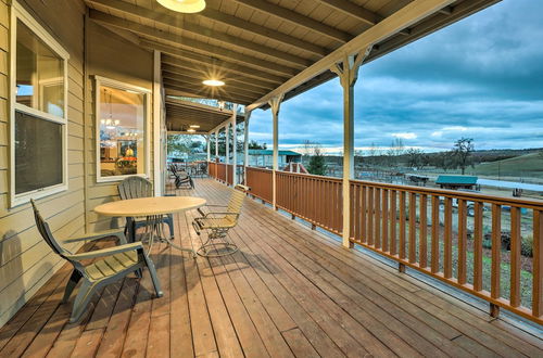 Photo 25 - Templeton Ranch w/ Private Hot Tub & Deck