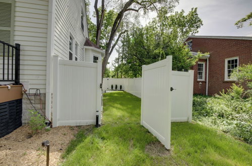 Photo 25 - Renovated Bloomington Home - Steps to Campus