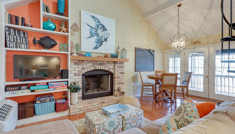 Photo 1 - Osage Beach Home: Screened Porch, Resort Amenities