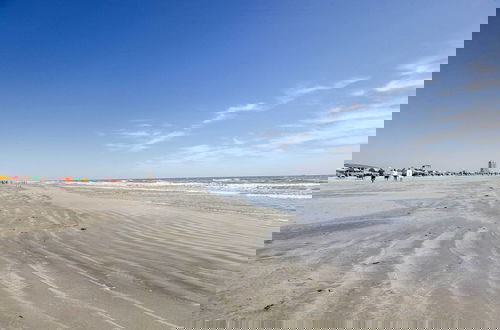 Foto 19 - Bright Texas Retreat Near Pleasure Pier & Beach