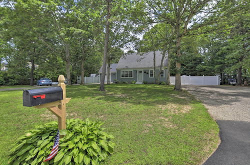 Foto 2 - Cape Cod Getaway: Fire Pit & Grill, 5 Mi to Beach