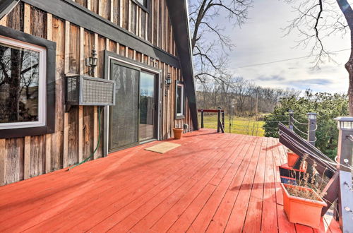 Foto 31 - Peaceful Mt Sterling Cabin: Deck & Fire Pit