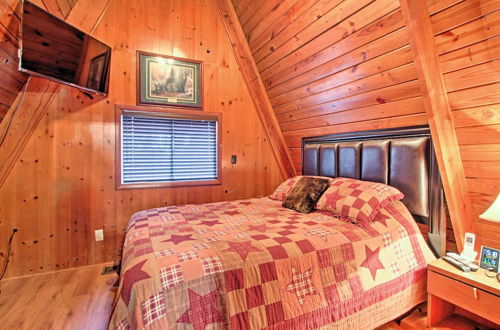 Photo 21 - A-frame Gatlinburg Cabin w/ Deck & Private Hot Tub
