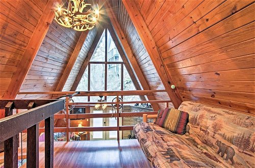 Foto 5 - A-frame Gatlinburg Cabin w/ Deck & Private Hot Tub