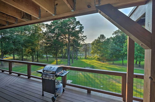 Photo 8 - Beaver Lake Hideaway With Fire Pit by Marina