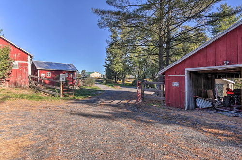 Photo 15 - Pet-friendly Retreat on a Horse Breeding Farm