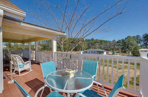 Photo 27 - Welcoming Cottage w/ Outdoor Pool & Water Views