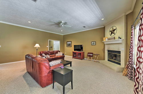 Photo 20 - Cozy College Station Home w/ Patio and Fireplace