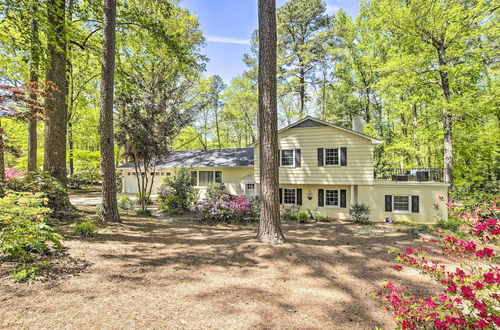 Foto 21 - Bright Cary Home With Deck < 15 Mi to Raleigh