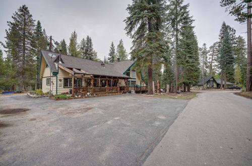 Photo 11 - Mountain Top's Ponderosa Getaway Near Dome Rock