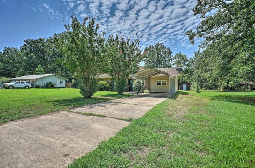 Photo 2 - Cozy Murfreesboro Home Near Local Attractions