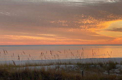 Photo 47 - Gulf Front 3bd/2ba Home With Private Beach Access