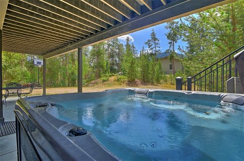 Photo 23 - Luxurious Grand Lake Vacation Rental w/ Hot Tub