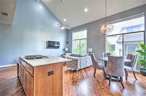 Foto 16 - Well-appointed Houston Home: 1 Mile to Midtown