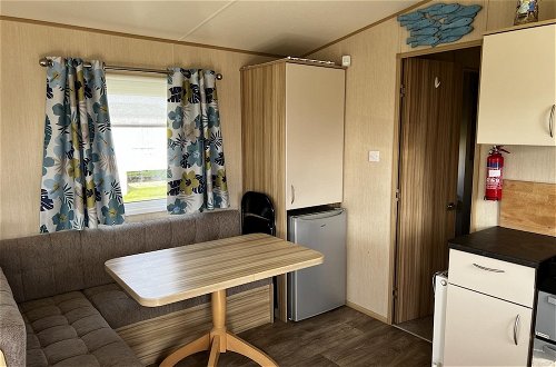 Foto 24 - pet Free 2 Bedroom Caravan With Decking at Heacham