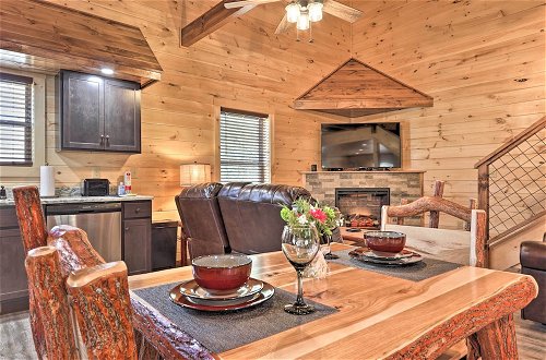 Photo 19 - Pigeon Forge Cabin w/ Hot Tub: 1 Mi to Parkway