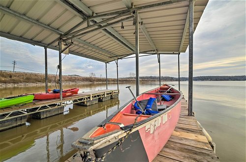 Foto 36 - Waterfront Eddyville Home w/ Dock & Kayaks