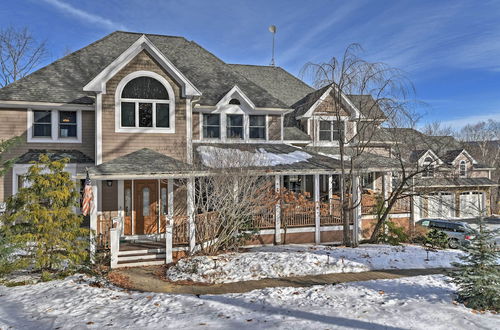 Photo 7 - Spacious Belmont Home w/ Seasonal Pool & Grill