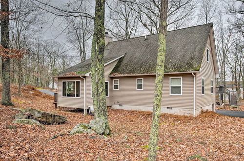 Photo 16 - Family-friendly Lackawaxen Home: Lake Access