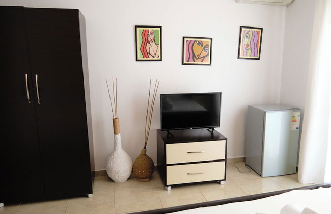 Kondo Stays - Melon Apartments - Photo 14