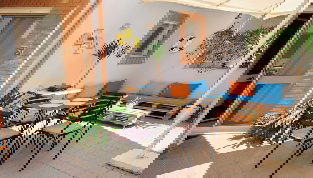 Primary image