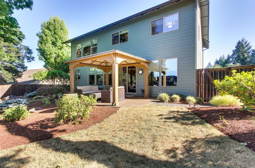 Photo 32 - Springfield Home w/ Tranquil Gazebo & Fire Pit