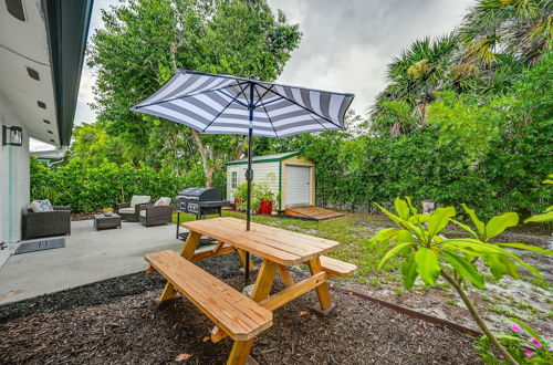 Foto 5 - Sunny Florida Escape w/ Patio, Grill & Fire Pit