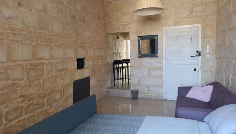 Foto 1 - Beautiful 1-bed Apartment in Ħal Qormi