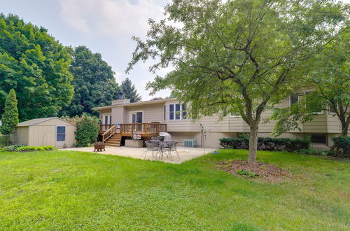 Photo 6 - Hart Haven w/ Cozy Fireplace, Deck & Grill