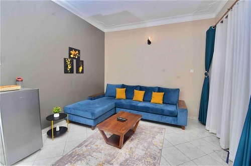 Photo 15 - Highly Rated 1-bed Apartment With in Kampala