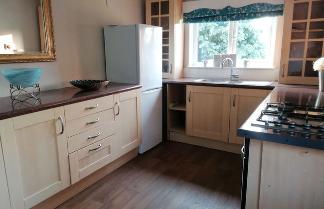 Lovely 2-bed Cottage in Pencarreg - Foto 4