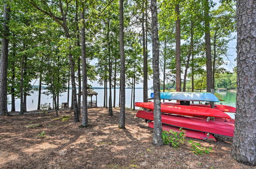 Photo 38 - Lake Keowee Condo: Resort Pools & Lake Access