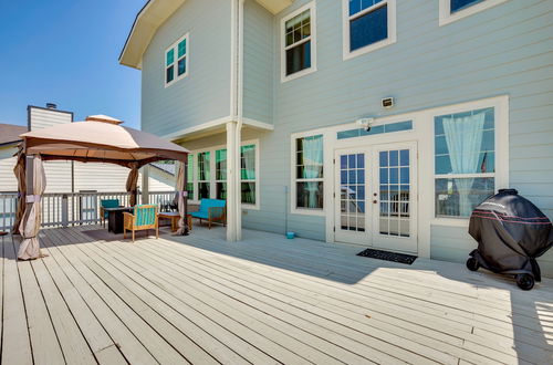 Photo 13 - Home on Lake Livingston w/ Deck & 2 Fire Pits