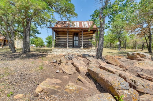 Foto 18 - Palo Pinto Paradise on 55-acre Texas Farm